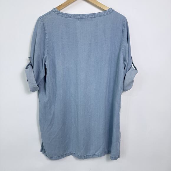 Ellen Tracy Popover Tunic Top Womens L Light Blue Tencel Lyocell Roll Tab Sleeve - Picture 2 of 6